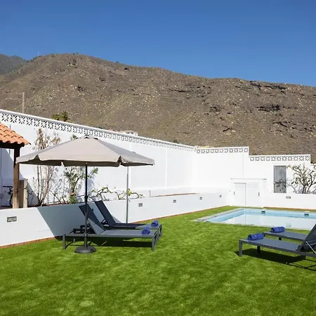 Chalet Casa Paraiso With Pool And Sea View